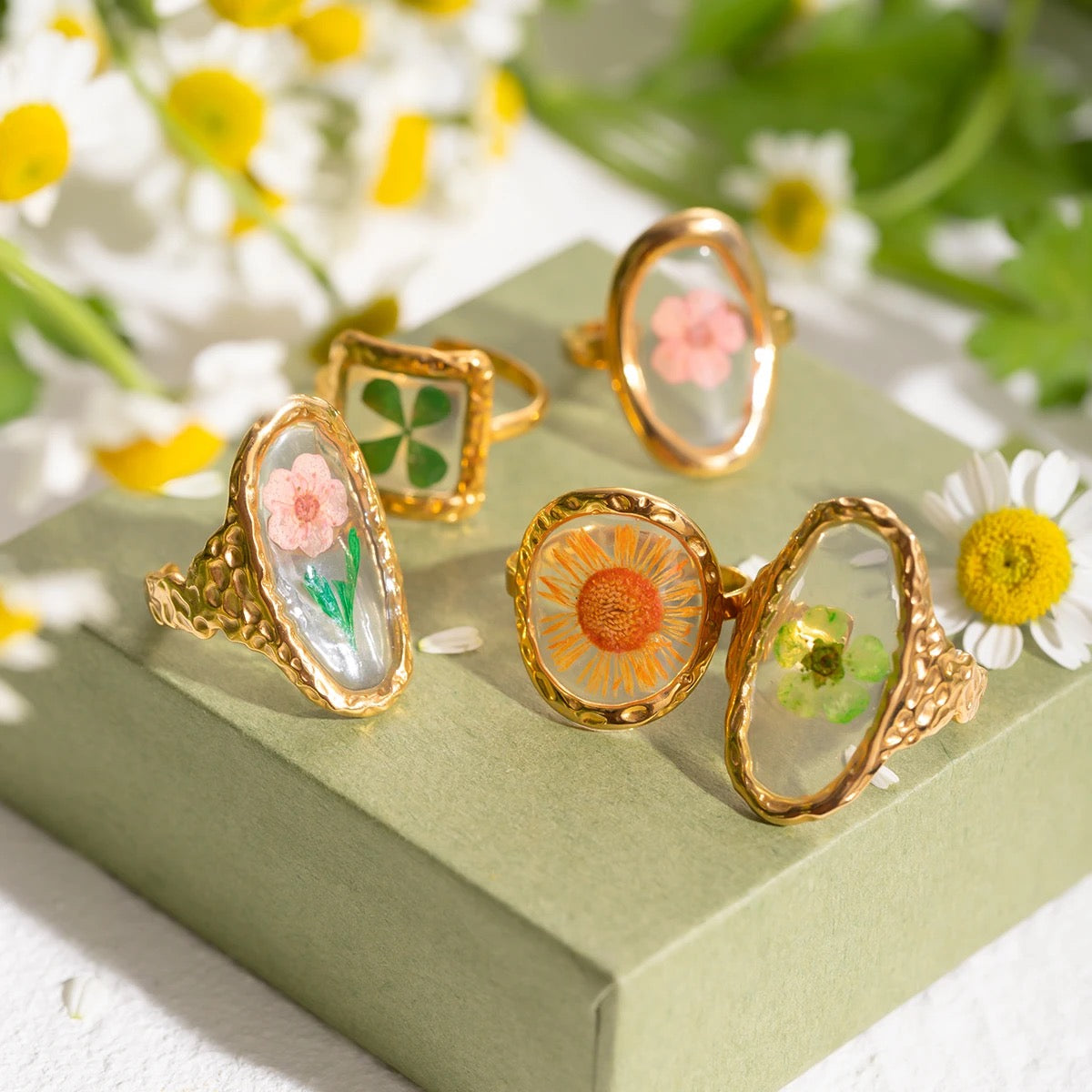 FLOWERS ring